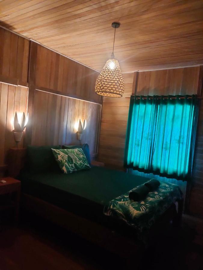 Little Lodge ギリ・トラワンガン エクステリア 写真