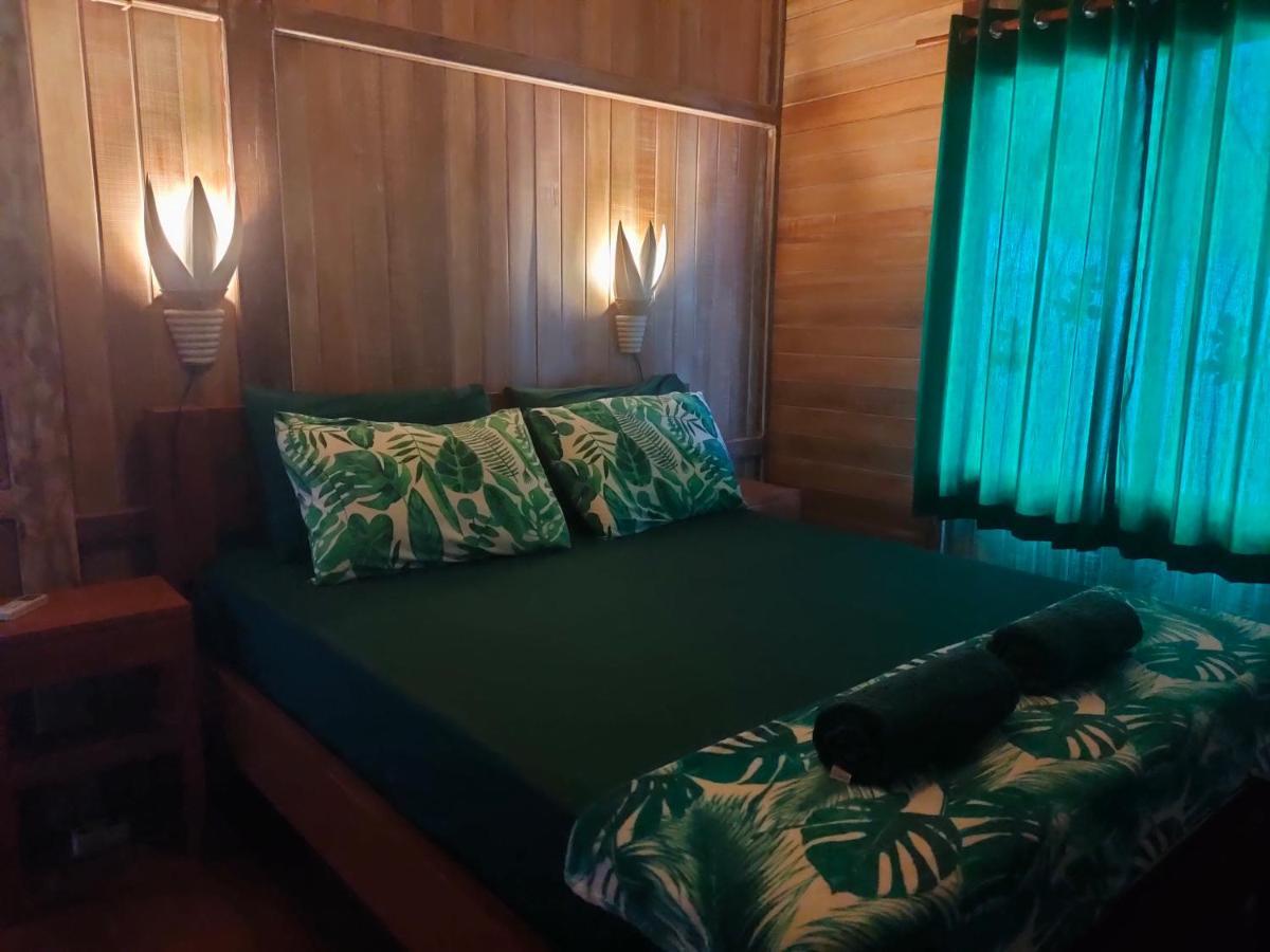Little Lodge ギリ・トラワンガン エクステリア 写真